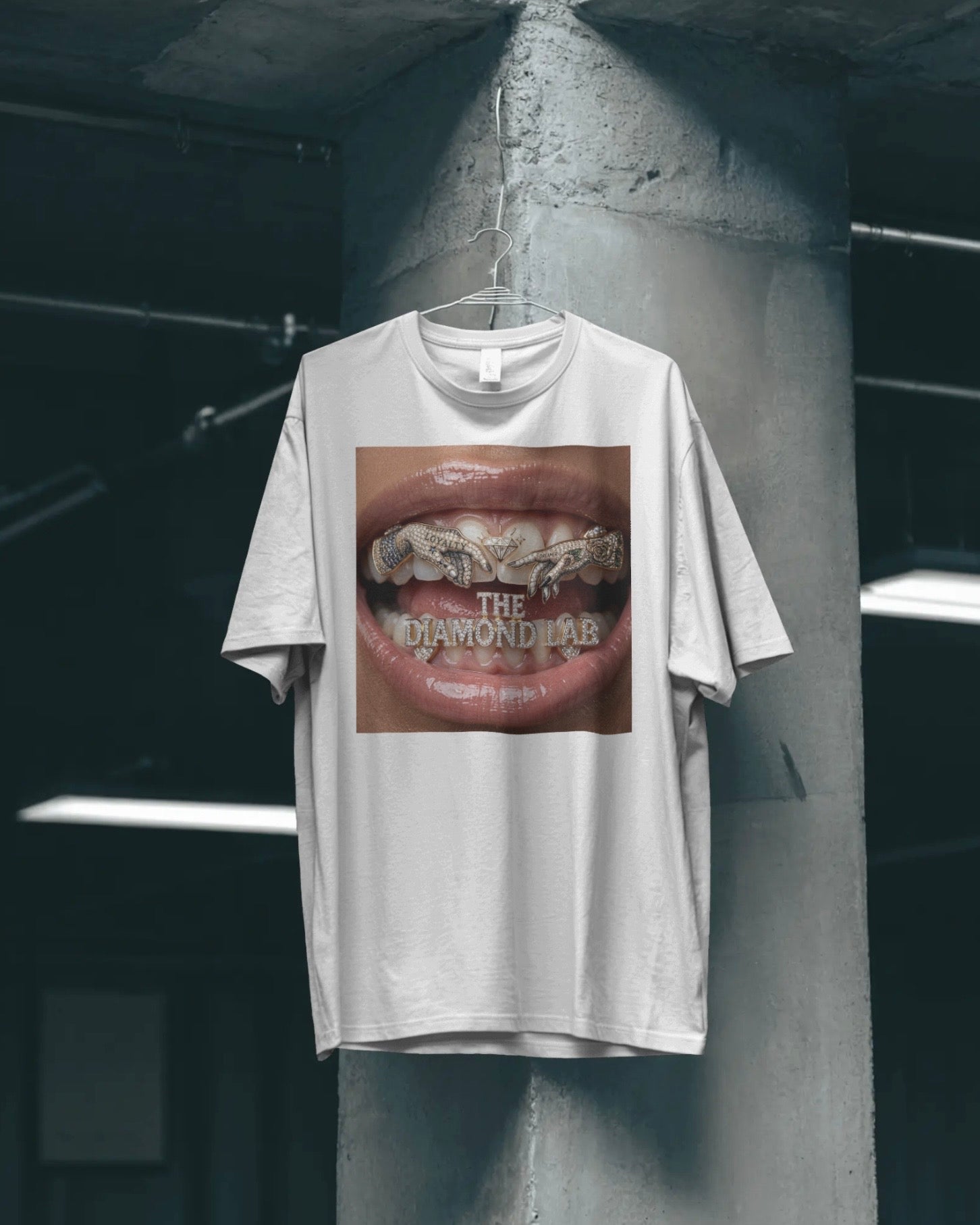 DIAMOND LAB GRILLZ TEE - WHITE